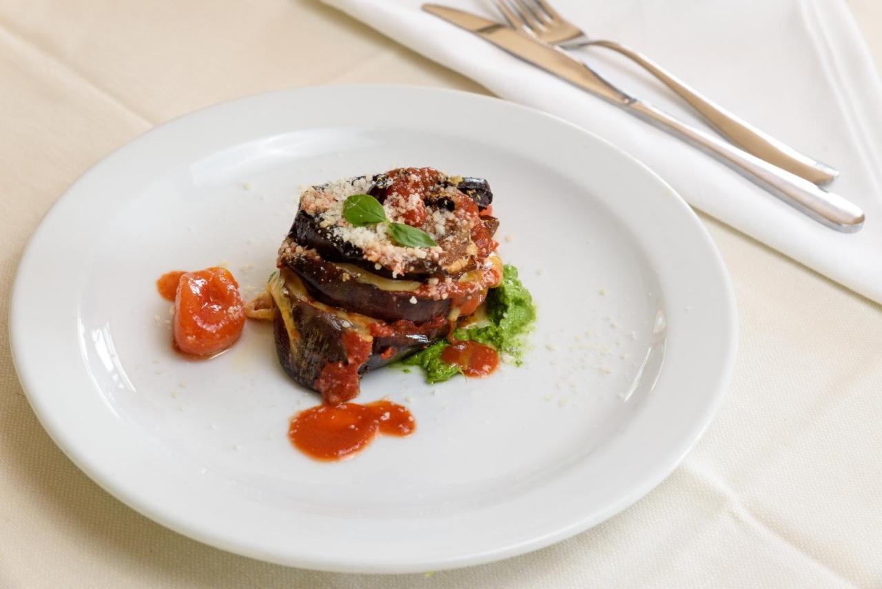 La Tenuta - Resort Agricolo Casaprota ภายนอก รูปภาพ