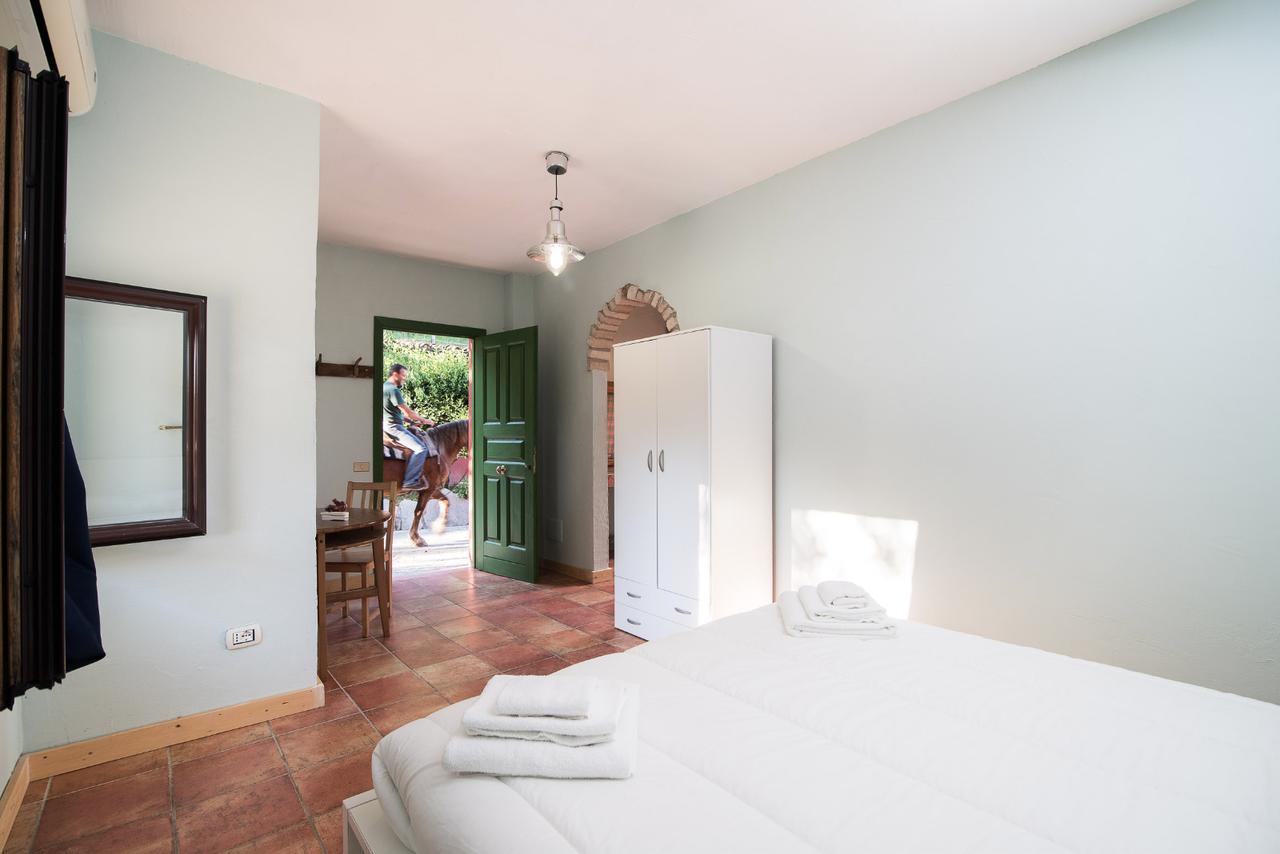 La Tenuta - Resort Agricolo Casaprota ภายนอก รูปภาพ